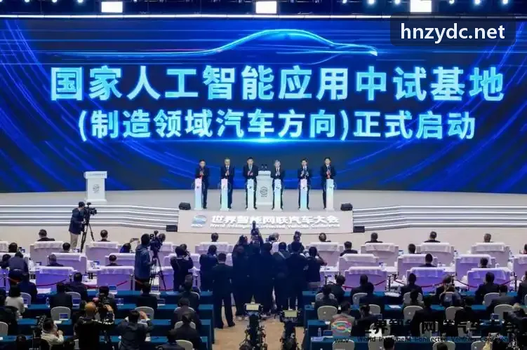 J9架构蓝图与大模型核心技术底座